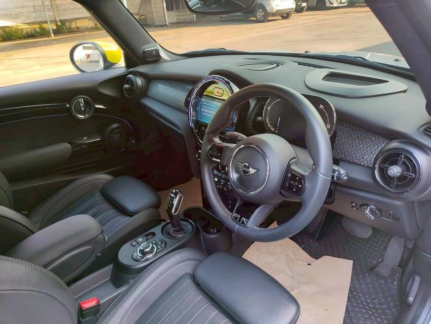 MINI COOPER SE EV LCI Enigmati Black (F56) 2022  รถไฟฟ้า 100% แบรนด์สุดหรู  ราคาประหยัดสุดคุ้ม รูปที่ 9