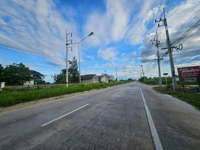 ขายที่ดินสวยพนัสชลบุรี ขายที่ดิน 47 ไร่ 40 ตารางวา ผังสีเหลือง เป็นถนนสี่เลนอยู่ในแหล่งความเจริญ ใกล้เขตอุตสาหกรรม 4