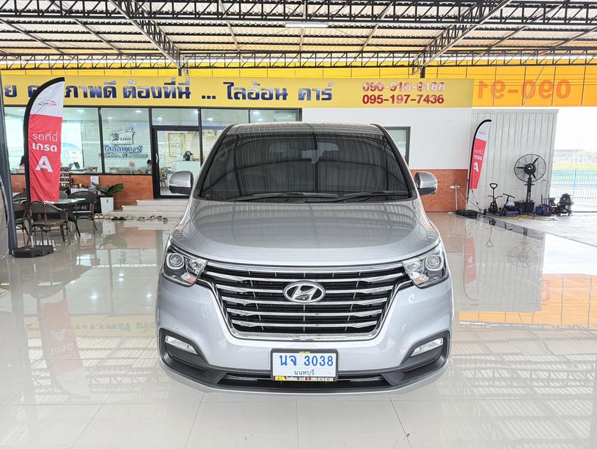 Hyundai H-1 2.5 Deluxe (ปี 2018) Wagon AT 2
