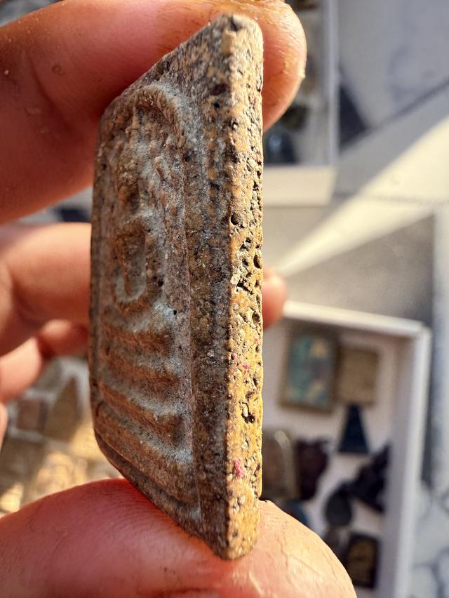 พระสมเด็จปกโพธิ์ เนื้อเหลือง รูปที่ 4