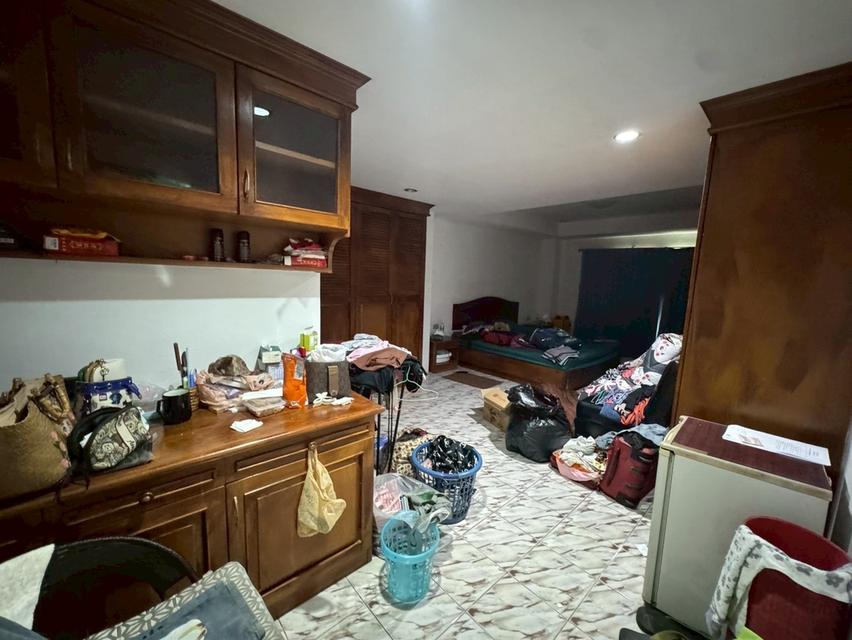 ให้เช่าตึกพาณิชย์ติดถนนหลักพัทยา จ.ชลบุรี 15