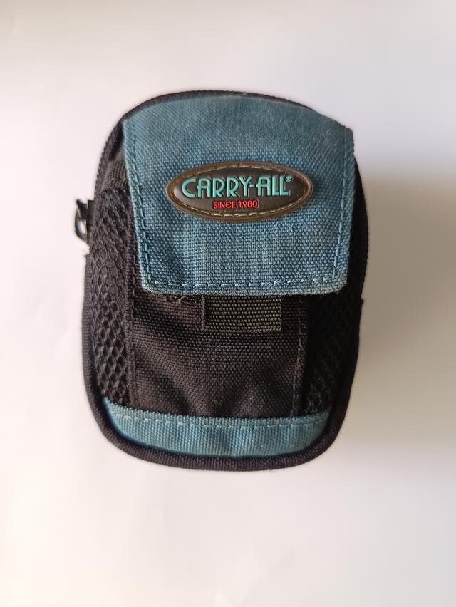 carry all กระเป๋าใบเล็กมือสอง