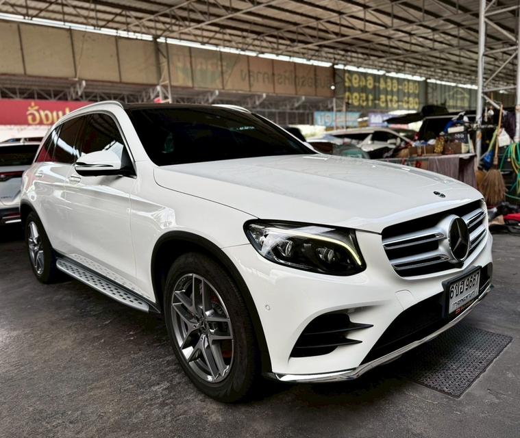 รหัสรถ AP9667 Benz Glc 250d ดีเซล4 Matic Top สุด ปี19 
