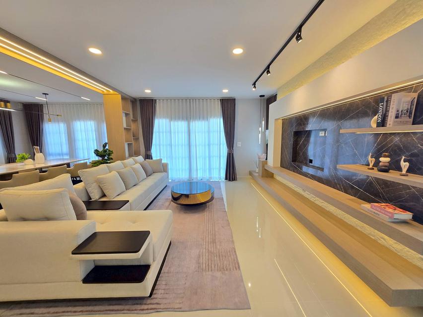 ให้เช่า บ้านเดี่ยว เซนโทร บางนา บ้านผู้บริหาร 4ห้องนอน มีห้องแม่บ้าน ทำเลคุณภาพ ใกล้ Mega Bangna 2