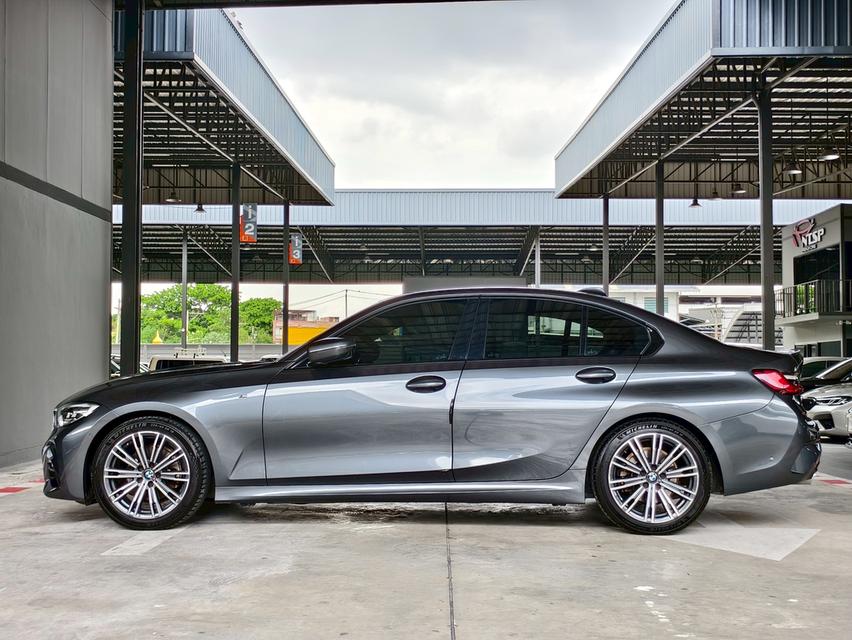 BMW 320d M Sport 2022💰 ราคาพิเศษเพียง 1,248,000 บาท เท่านั้น รูปที่ 4