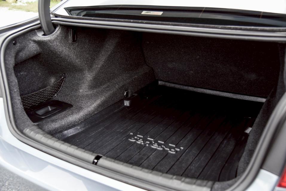 รหัสรถ CBL2657 🚗✨ BMW 520d 2.0 M Sport G30 AT 2019 ✨🚗