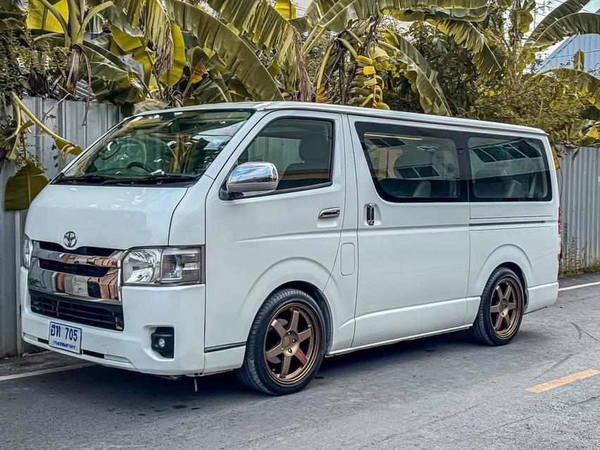 ขายรถ Toyota Hiace 2