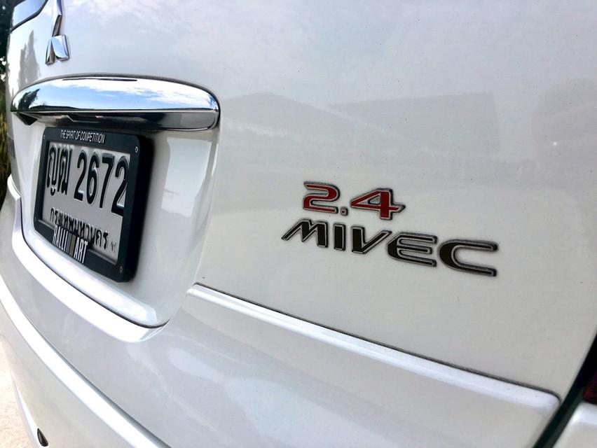 Mitsubishi ​SpaceWagon GT 2.4 Mivic 2011  9