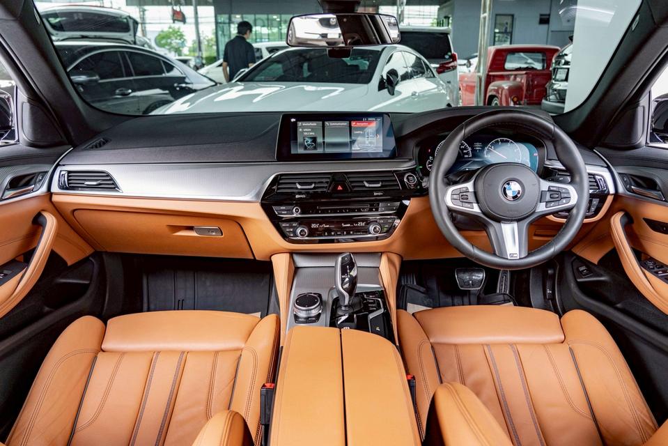 รหัสรถ NP5509 BMW 520d M Sport ปีรถ : 2019 รูปที่ 8