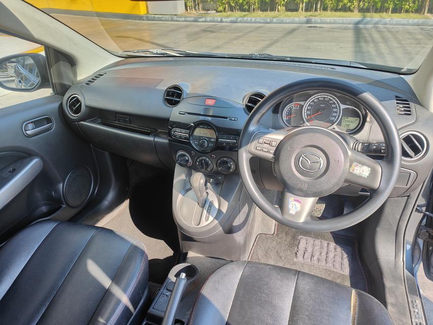Mazda 2 1.5 Elegance Spirit AT ปี 2012 6