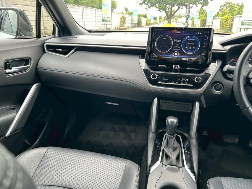 ขาย Toyota Cross 1.8Sport ปี21 8