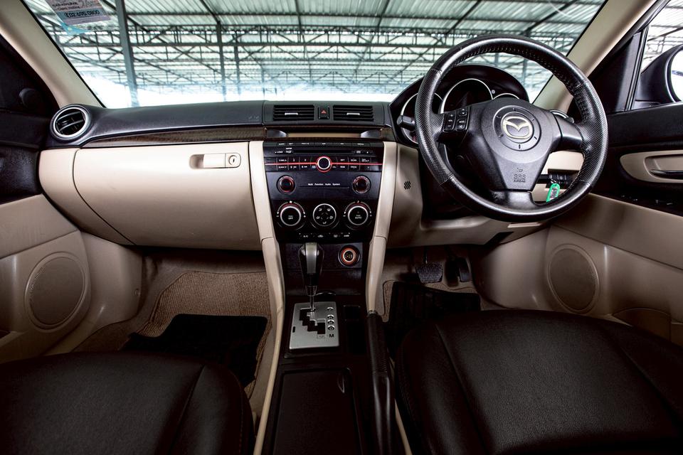 Mazda3 1.6V Sedan ปี 2011 สีดำ สวยสภาพดี 13