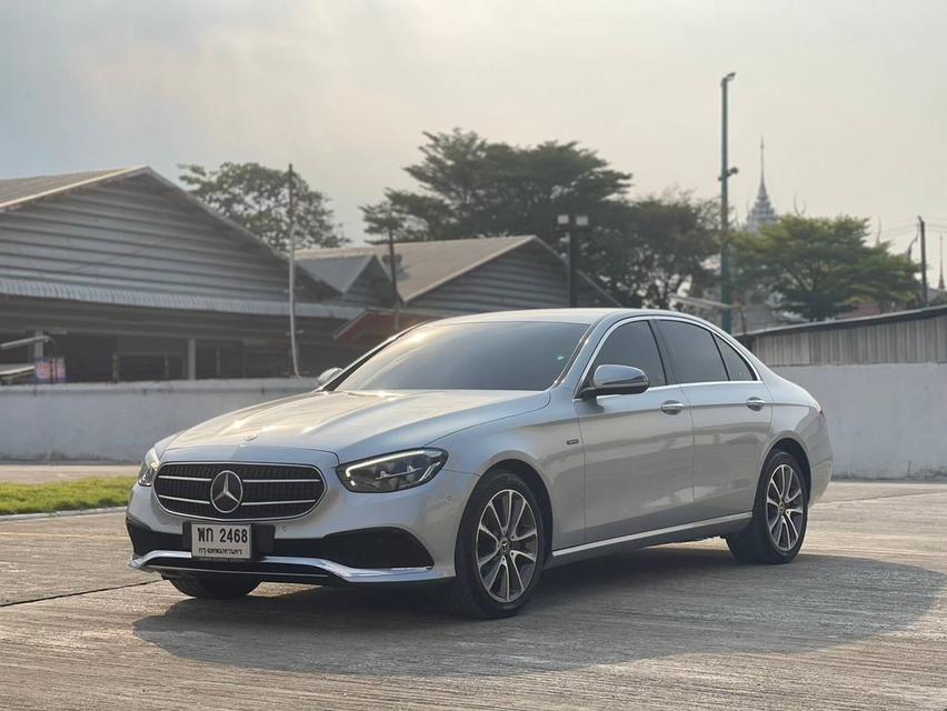 Mercedes-Benz E300e Avantgarde Facelift (W213) ปี 2021 จด 2023 4