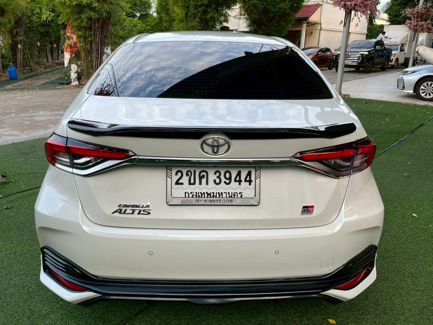 TOYOTA ALTIS 1.8 GR SPORT AT 2021