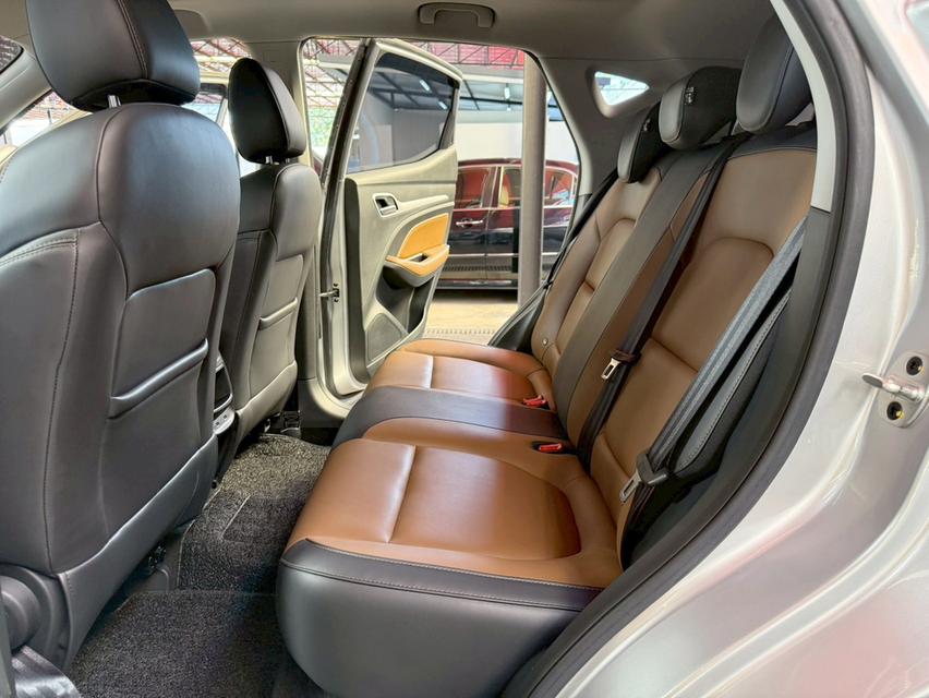 MG ZS 1.5 X+ SUNROOF ปี2021 15