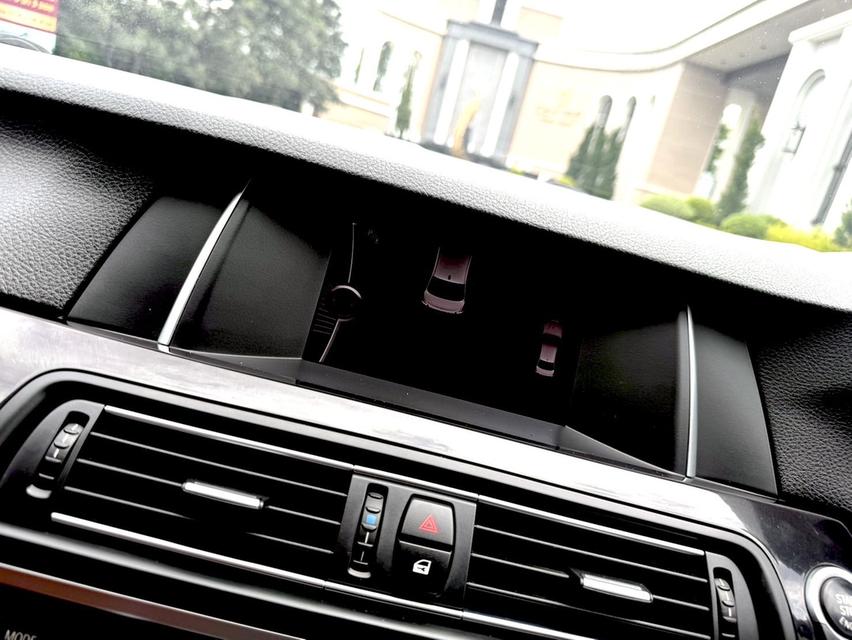 BMW SERIES 5 520D ปี 2015 รูปที่ 15
