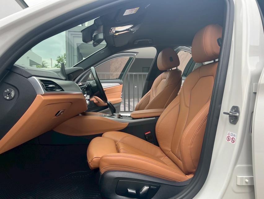 BMW 520 d M-Sport ปี 20 สีขาว ดีเซล ไมล์น้อยสุดในตลาด 40000 โลแท้ๆ หาไม่ได้แล้ว มือเดียว สภาพเหมือนป้ายแดง 9