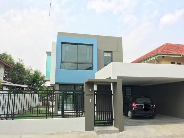 PB5462 ขายบ้านสไตล์โมเดิร์น หมู่บ้านมณียา เลียบด่วน เอกมัย-รามอินทรา ถนนประดิษฐ์มนูธรรม หลังบ้านวิวบึงน้ำ