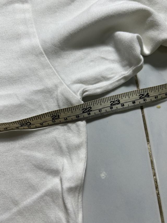 [ขาย] Stüssy Japan Exclusive Long Sleeve Boxy Crop (White) - Authentic 100% รูปที่ 9