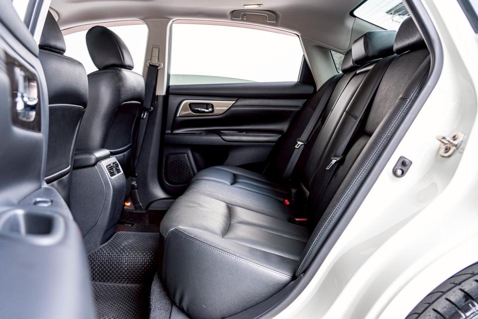 รหัสรถ NP6088  NISSAN TEANA 2.0XLปีรถ : 2019 รูปที่ 12