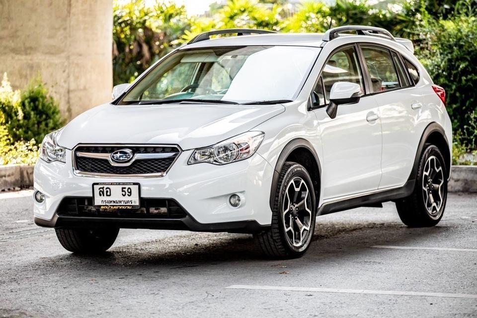 Subaru Xv 2.0i AWD สีขาว ปี 2014 มือเดียวป้ายแดง 2