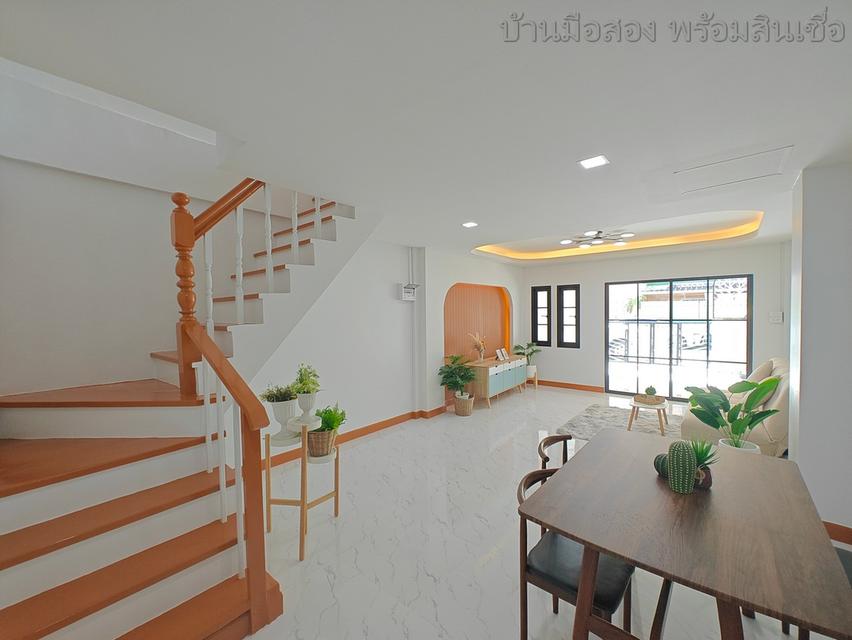 หมู่บ้านกรุงทอง ถนนสายไหม 11