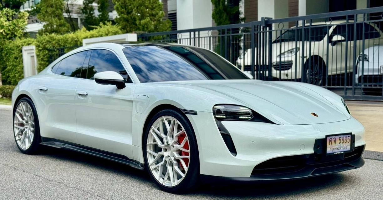 Porsche Taycan 4S 2023