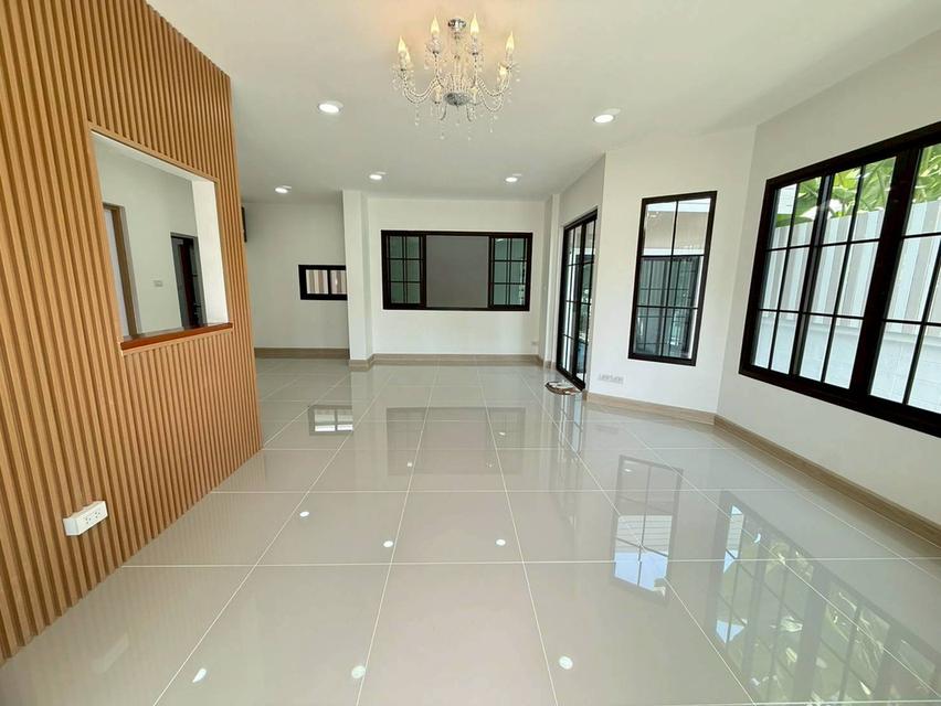 บ้านเดี่ยว รีโนเวทพร้อมเข้าอยู่ 8