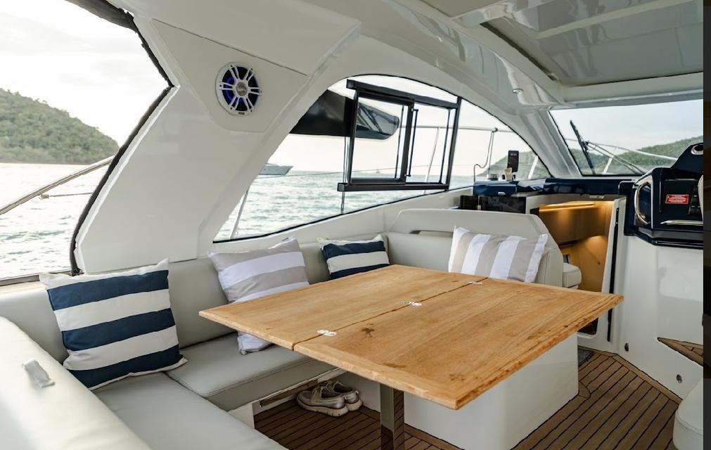 YACHT BENETTEAU 41 FEET- 2 CABINS 2