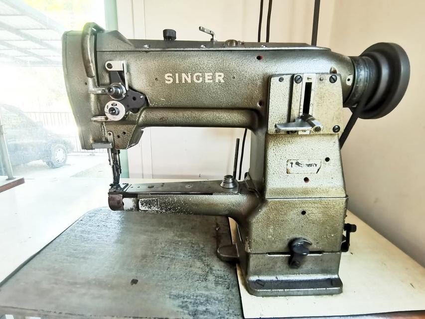 ขายจักรเย็บหนัง จักรกระบอกนอน SINGER 155B-8BV