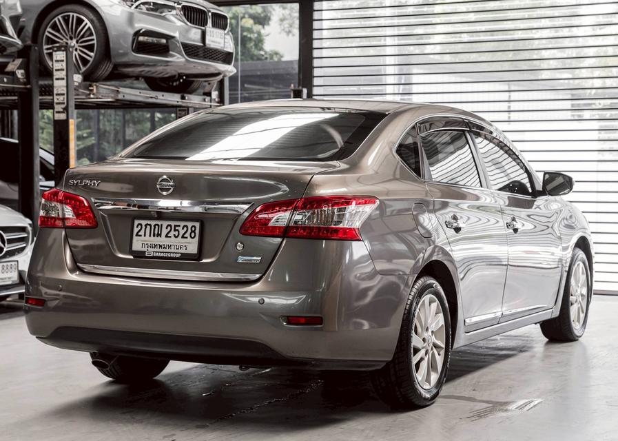 รหัสรถ 67GG2528 NISSAN SYLPHY 1.8V ปี 2013 AUTO 10