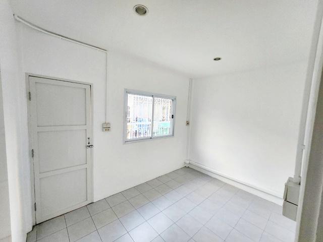 ตลาดประตูน้ำ 1.9 กม.BTSพญาไท 450ม.ทำเลทองย่านพญาไท-เพชรบุรี อาคาร 3ชั้น 14ตร.วา. 144 ตร.ม. 3 นอน 3น้ำ พญาไท 4