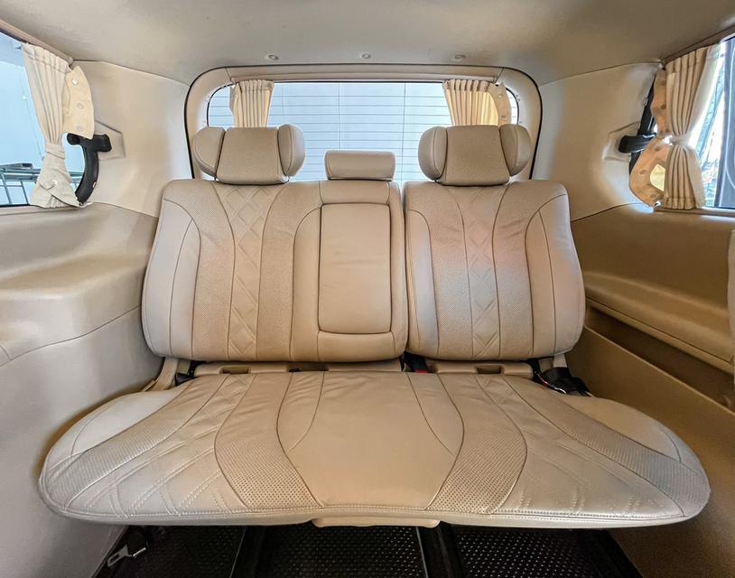 ขาย Hyundai Grand Starex 2.5Vip ปี17 15