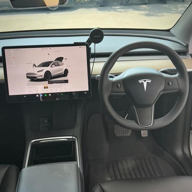 ขายด่วน TESLA MODEL Y 2