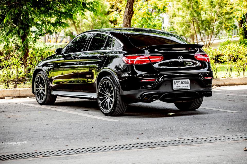 Benz GLC250 4MATIC Coupe AMG Dynamic 4WD SUV ปี 2018 สีดำ มือเดียวป้ายแดง 6