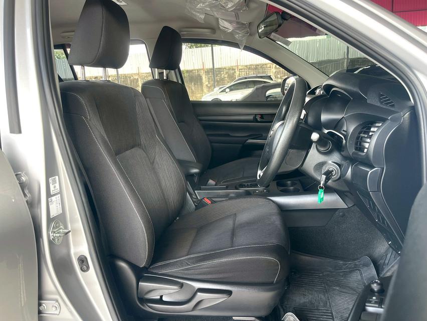 Toyota Revo 2.4Entry Z ปี21 12