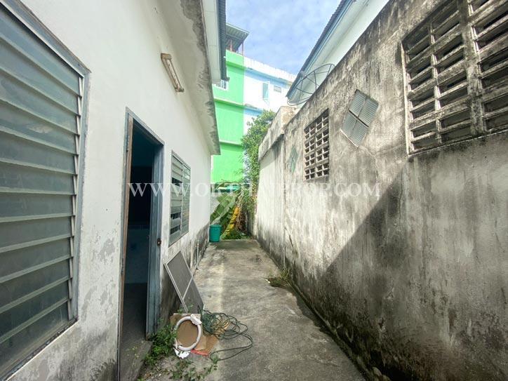 ทาวน์เฮ้าส์ หมู่บ้านปทุม คอนโดเพลส ถนนปทุมธานี – สายใน 17