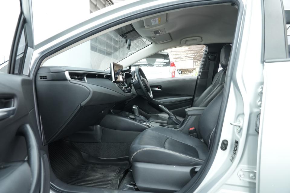2020 TOYOTA ALTIS 1.6 G สีเทา ไมล์ 86972 กม. 13