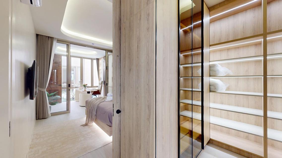 วิลล่าดีไซน์โดดเด่นเป็นเอกลักษณ์ ไม่เหมือนใคร โอบล้อมด้วยธรรมชาติอันเงียบสงบ ให้ความเป็นส่วนตัวอย่างแท้จริง พร้อมทำเลที่ลงตัว ใกล้สิ่งอำนวยความสะดวกแล 13