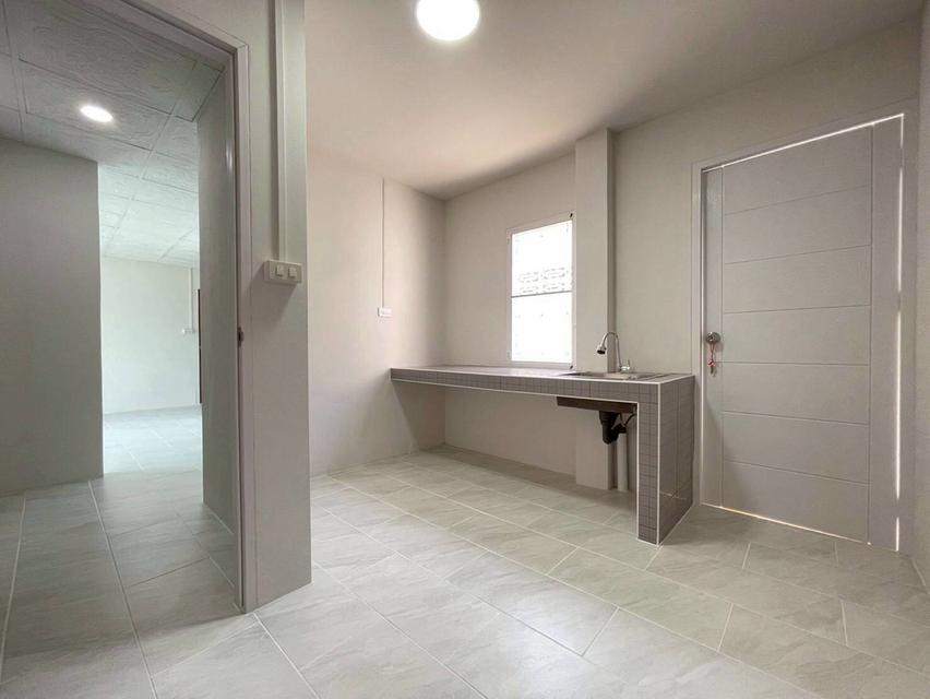 🏡 บ้านเดี่ยวสองชั้น รีโนเวทใหม่ ทำเลสันกำแพง 📍 หมู่บ้านเงียบสงบ ใกล้ย่านเศรษฐกิจ 6