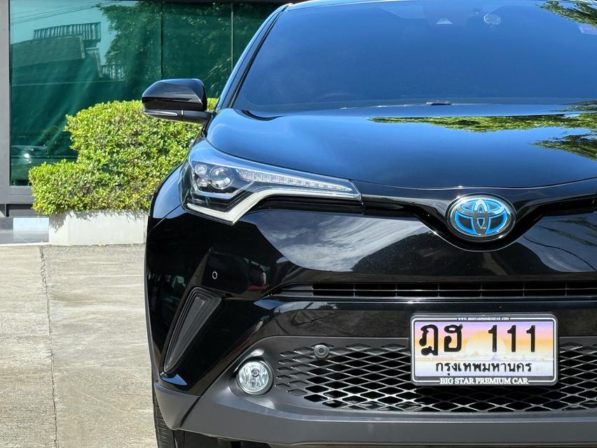 2020 TOYOTA CHR HV HI รถมือเดียวออกป้ายแดง รถวิ่งน้อย เข้าศูนย์ตามระยะ รถไม่เคยมีอุบัติเหตุครับ 7