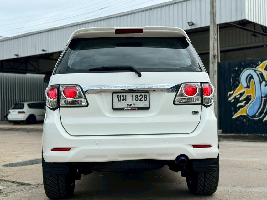 Toyota Fortuner 2.5V ปี15 6