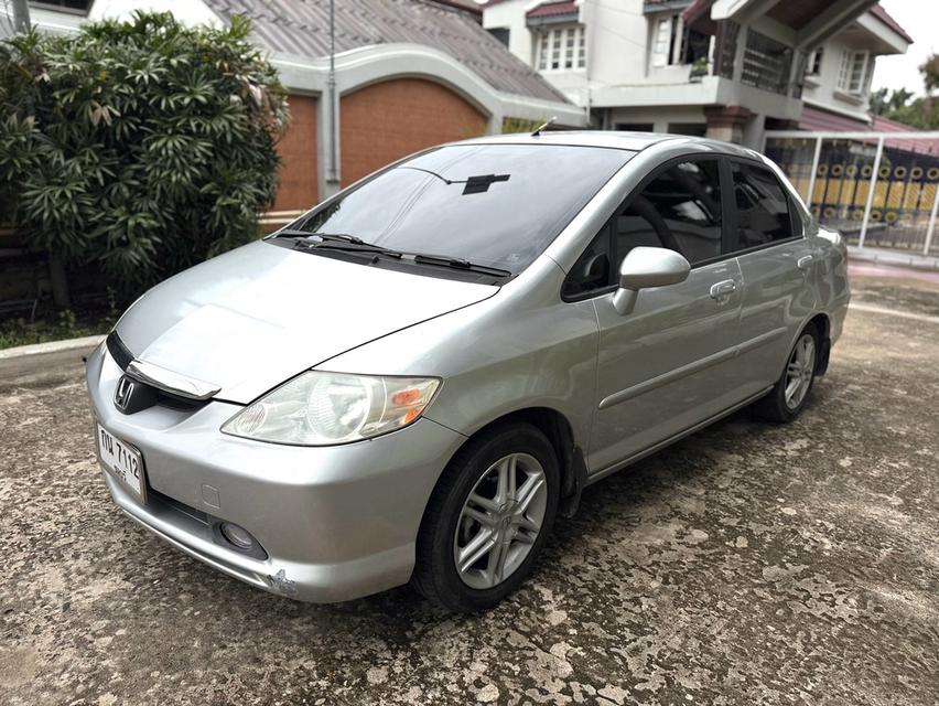 Honda civic 2004 รถเก๋งมือสอง
