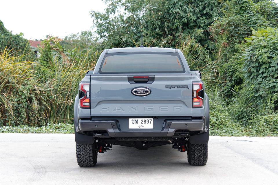 Ford Ranger Double Cab 2.0L Bi-Turbo Raptor 4WD ปี 2023 โฉม DOUBLE CAB เกียร์ AUTO ดีเซล สีเทา รถบ้านพร้อมใช้งาน ไมล์เพียง 21,753 km. 6