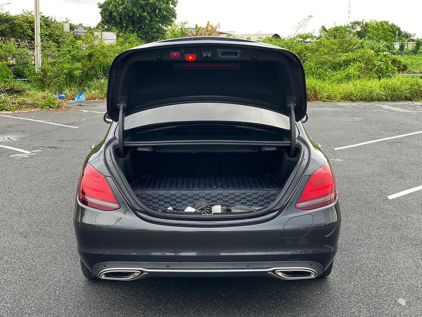 Mercedes-Benz C300e Avantgarde EQ Power 2019  8