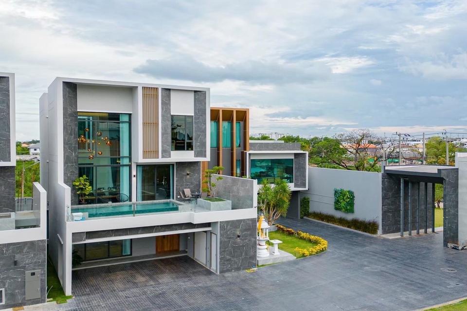 ขายถูกบ้านเดี่ยว 2 ชั้น หมู่บ้านไฮบิวรี่ วัชรพล-รามอินทรา Highbury Watcharapol-Ramindra ขนาด 60 ตรว. 4 นอน 6 น้ำ เป็นบ้านตัวอย่าง บ้านหรู ใกล้รถไฟฟ้า 1