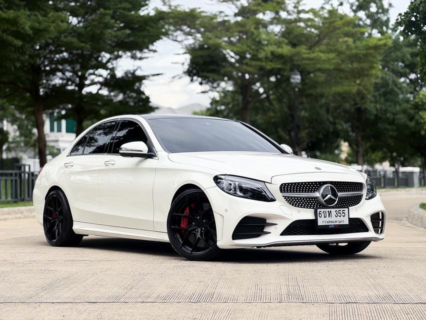 Benz C220d AMG Dynamic W205 ปี 2022 สีขาว เจ้าของเดียว รูปย่อยที่ 3