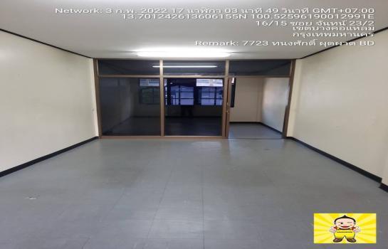 อาคารพาณิชย์ให้เช่า 2 ชั้น (11 ตรว) 2 ห้องนอน 1 ห้องน้ำ 1 ห้องครัว ถนนจันทร์ ตรงข้ามวัดไผ่เงิน เหมาะหรับหรับทำกิจการ 12,000 เจ้าของประกาศเอง 2