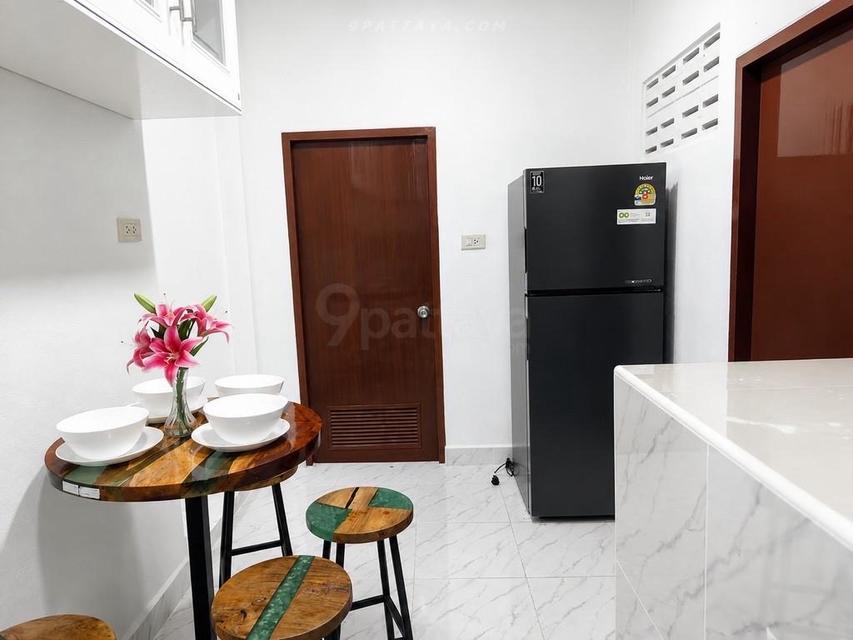 For Sale — Detached House in Huai Yai, PattayaDetached house for sale in Huai Yai, located opposite Bueng Thep Butr School. Convenient access 7