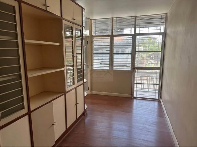 ขายที่ดินพร้อมสิ่งปลูกสร้าง 77 ตรว. สุขุมวิท 71 เข้าได้ทั้งซอย ปรีดีย์ 26 และ ปรีดีย์พนมยงค์ 42 ใกล้ BTS พระโขนง 7